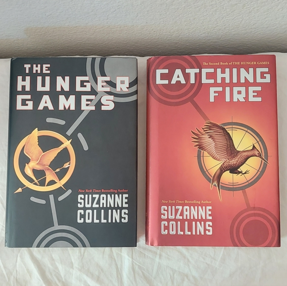 Book Bundle: Hunger Games and Catching Fire (YA, Dystopian)
